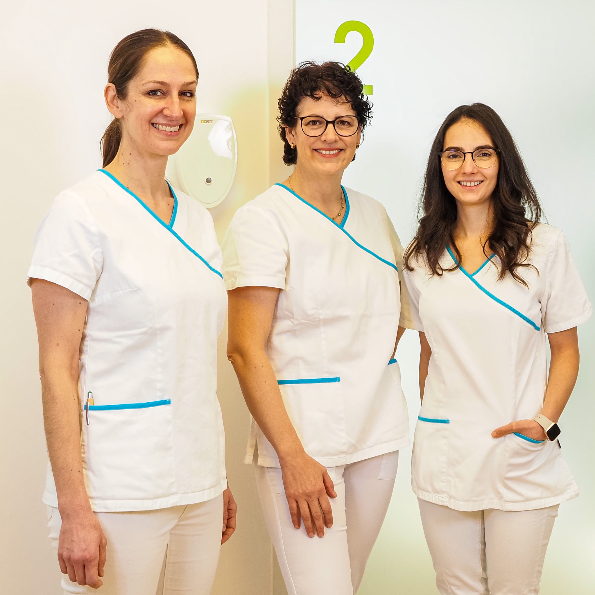 Drei Zahnärztinnen für Ihr Wohlbefinden
